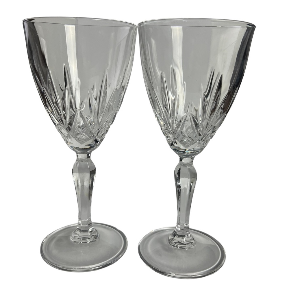 Vintage Capri Crystal Etched Wine Glasses 6 oz 24% Pbo Set of 2 Pre-owned